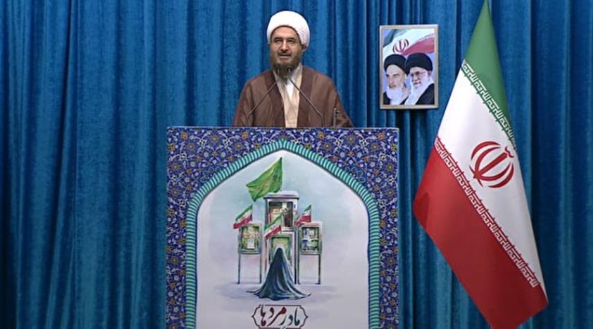  خطیب نماز جمعه تهران: در جنگ دیپلماسی باید غیرتمندانه ایستاد