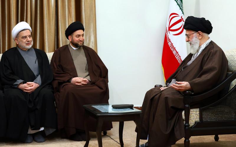 الإمام الخامنئي خلال استقباله رئيس وأعضاء التحالف الوطني العراقي: لا تثقوا بأمريكا ولا تخدعكم ابتساماتها