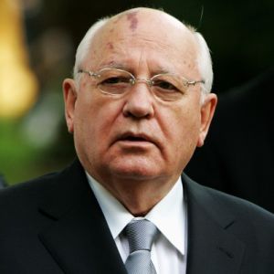 حوار نادر لـ"BBC" مع غورباتشوف بعد ربع قرن على مغامرته