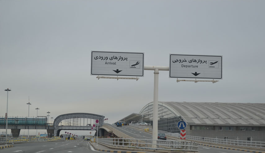 ايران تمنح تأشيرات الدخول لمواطني 180 بلدا في مطاراتها