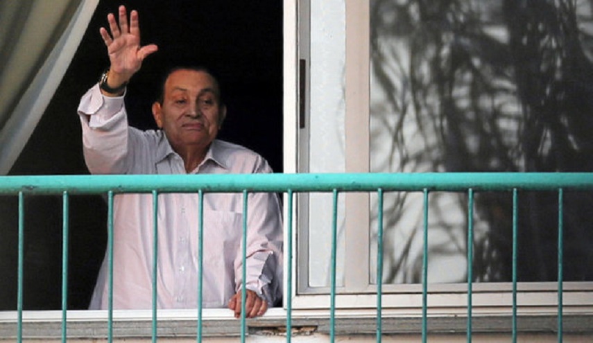 من هو أول ملك عربي اتصل بـ"مبارك" لتهنئته؟! 