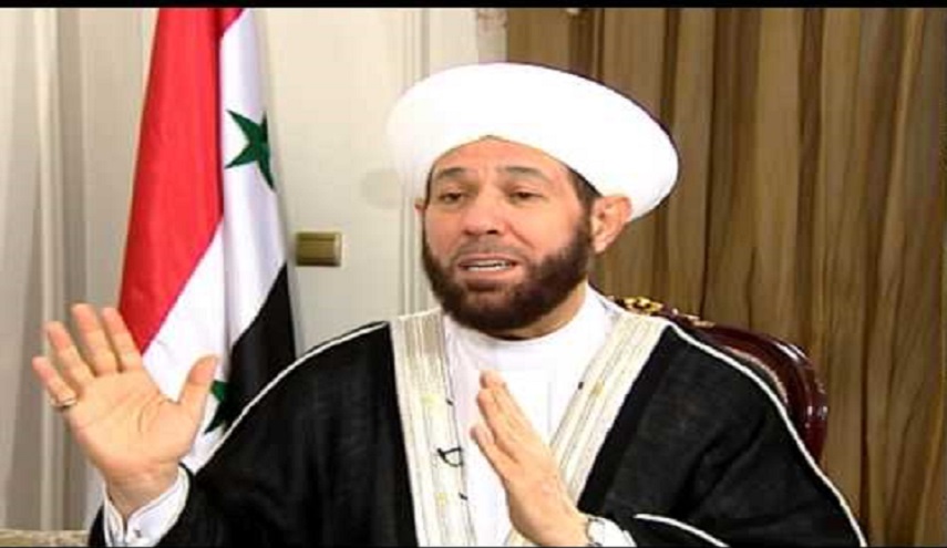 المفتي حسون: قاتلنا فرنسا قبل 80 عاما والآن نقاتل مئة دولة وألف فضائية 