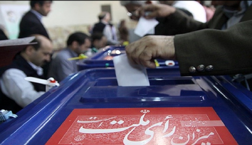 هل يعكس السباق الإنتخابي في إيران ديمقراطية مفقودة لدى أغلب الدول؟