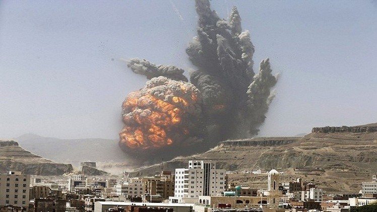 العدوان السعودي يرتكب مجزرة في مدينة تعز باليمن