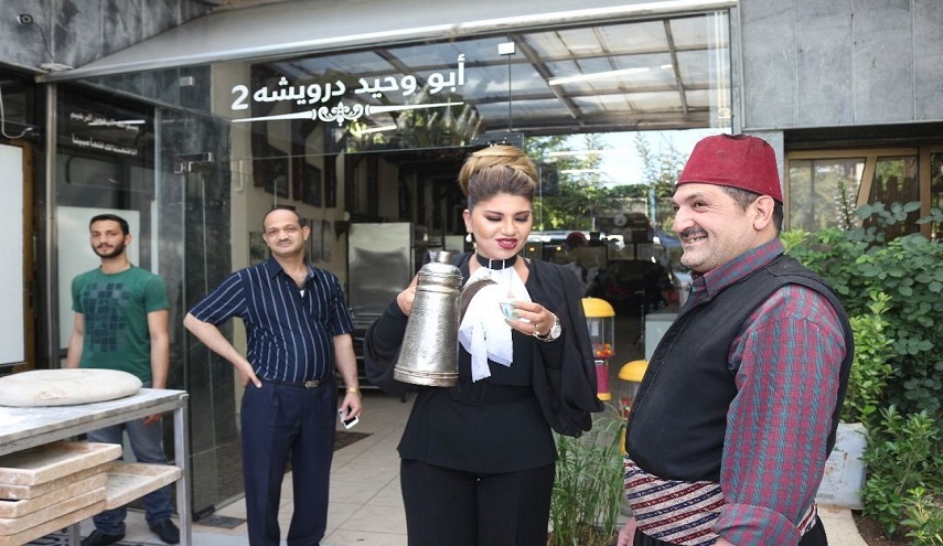 بالصور: أول زيارة لفنانين مصريين الى سوريا منذ بدء الأزمة