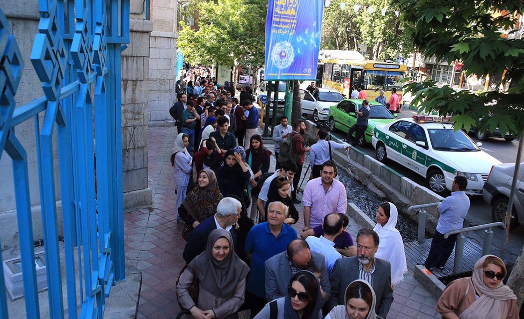 إقبال كثيف على صناديق الاقتراع للانتخابات الرئاسية الايرانية