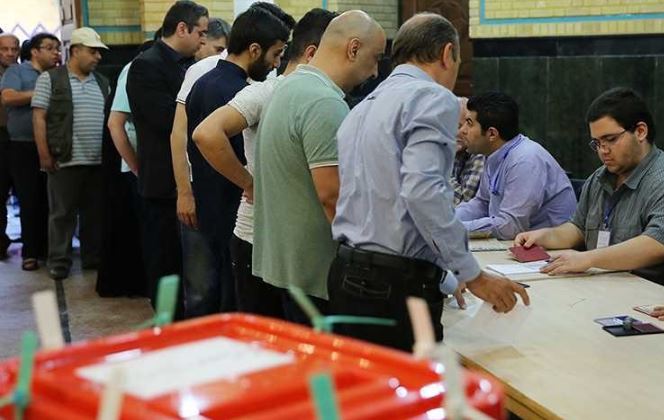 عدد الناخبين المشاركين في الانتخابات الايرانية يتجاوز 25 مليونا 