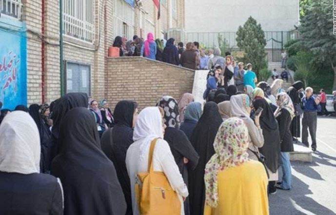 تمديد مهلة الاقتراع الى الساعة العاشرة مساء نظرا لكثافة الاقبال الجماهيري