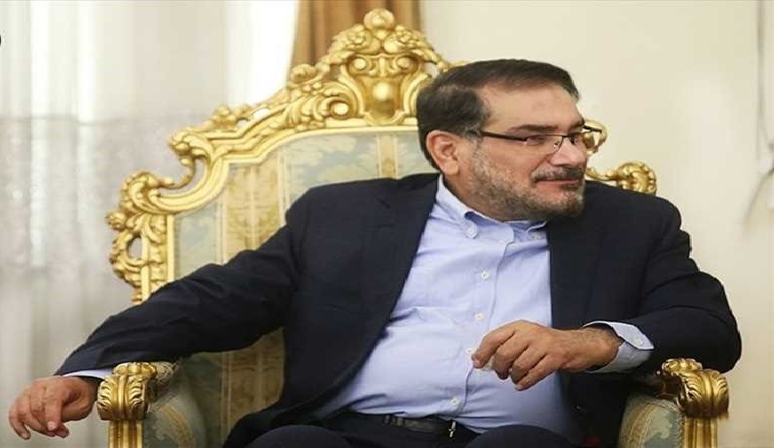 شمخاني: من العجيب أن تكون زيارة ترامب الأولى إلى معمل إنتاج الإرهاب!!