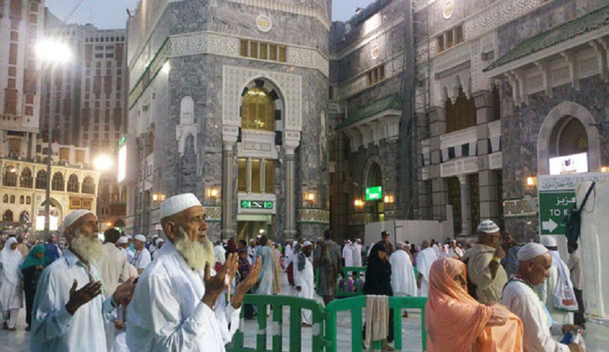 السعودية...المعتمر المتاخر يعاقب...