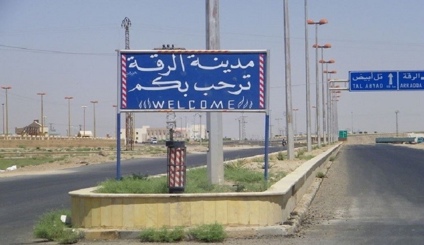 داعش يفاوض الأميركان على تسليم الرقة والخروج الى ريف دمشق؟