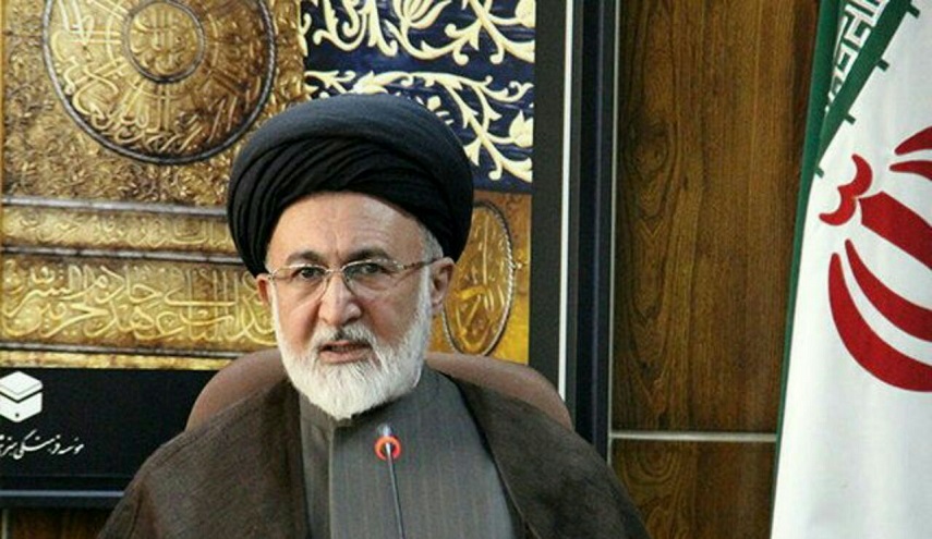 ايفاد اول دفعة من الحجاج الايرانيين الى الديار المقدسة