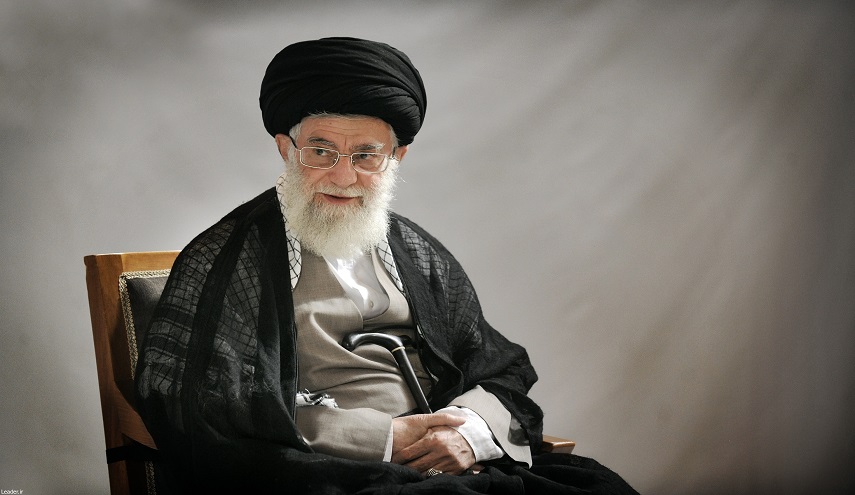 قائد الثورة يصف الهجوم الصاروخي للحرس على مواقع الارهابيين بأنه كان ممتازا جدا