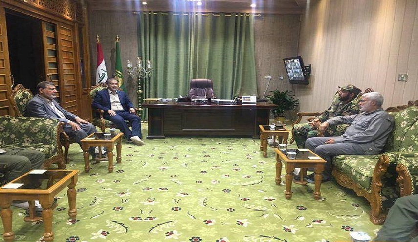 المهندس يزور هيئة الحشد الشعبي في النجف الأشرف، بالصور