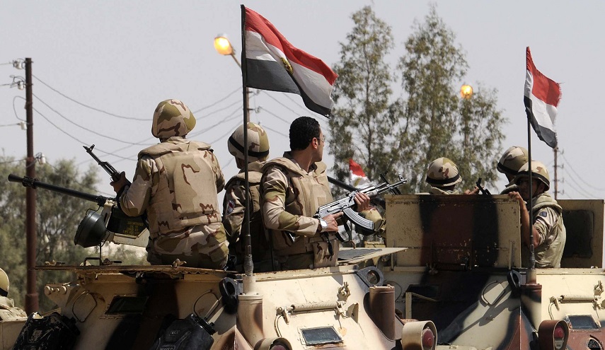 مقتل 38 مسلحا وإصابة 7 شرطيين بينهم 3 ضباط في سيناء