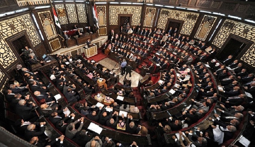مجلس الشعب السوري يقيل رئيسته هدية عباس من منصبها