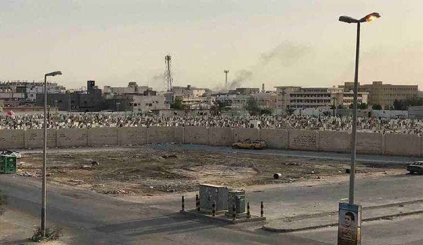 مرتزقة آل سعود تقصف الأحياء السكنية في بلدة العوامية بالاسلحة الثقيلة؟