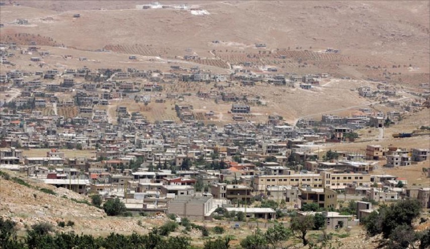 لائحة الراغبين بمغادرة عرسال ترتفع إلى 10 آلاف