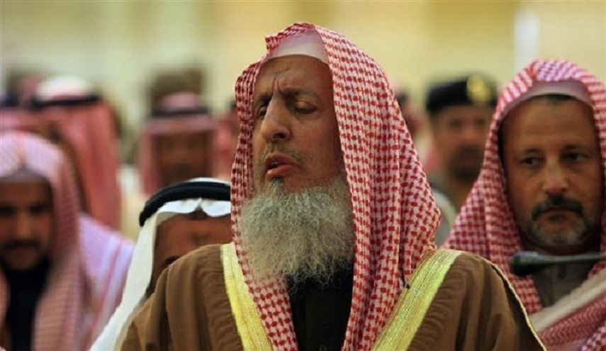 "قطر تعلن الحرب على المملكة" ... ومفتي السعودية يستشيط غضبا !!