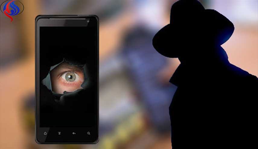 لماذا عليك أن تغطي كاميرا هاتفك أكثر من أي وقت مضى؟