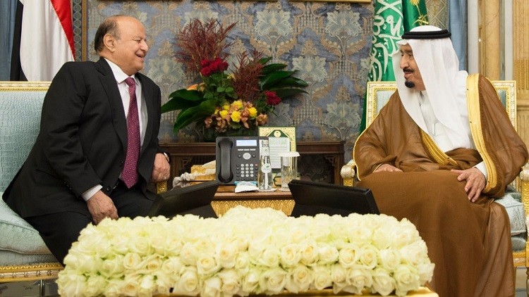 هادي في المغرب للقاء الملك سلمان.. ومجهولون يفجرون منزله في عدن!