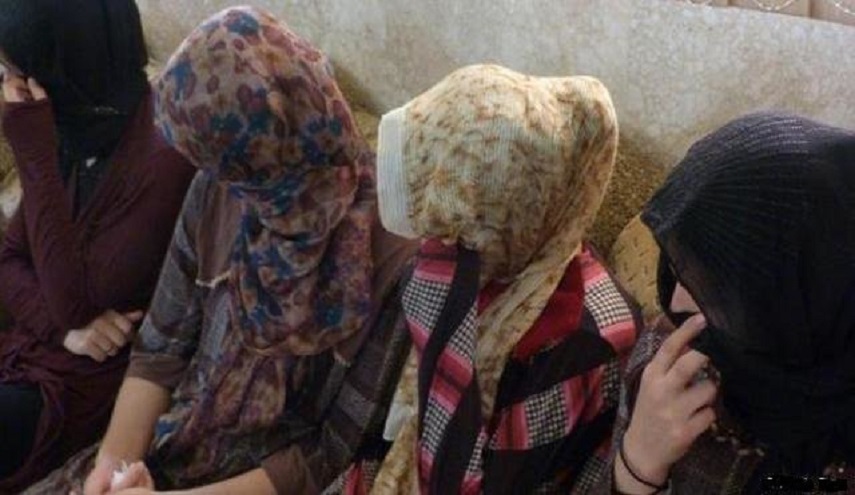 فتاة ايزيدية تتعرف على "داعشي" اشتراها وباعها..كيف وأين؟
