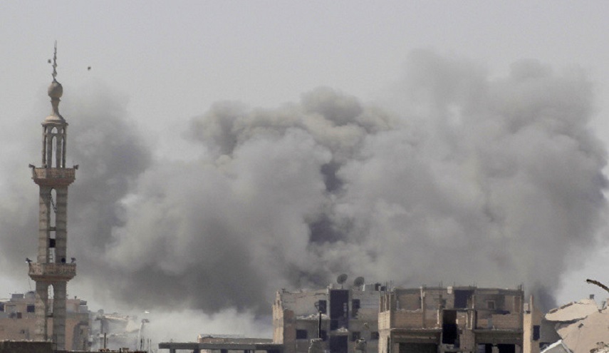 العفو الدولية: المدنيون في الرقة محاصرون تحت النيران