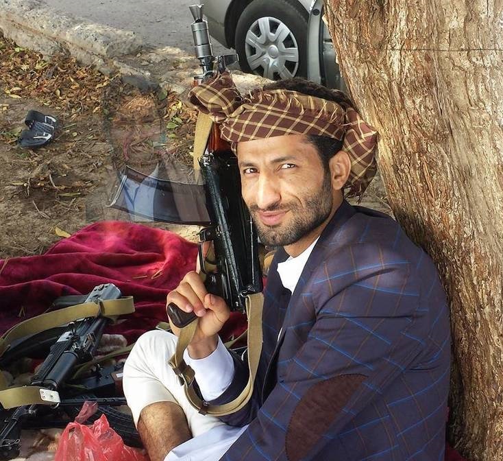«حنجره طلايي» انقلاب يمن كه بود؟