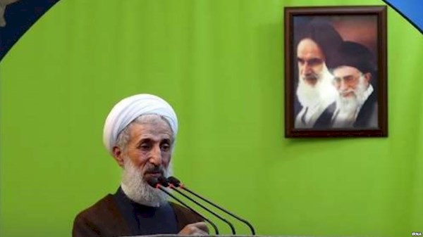 خطيب جمعة طهران: ترامب يعاني من انهيار داخلي