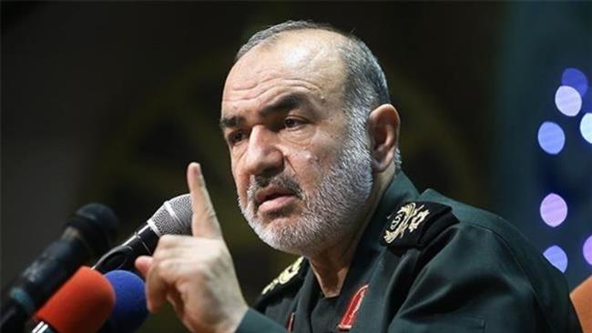 العميد سلامي: تصريحات ترامب "اعتراف" بظهور قوة جديدة اسمها حرس الثورة