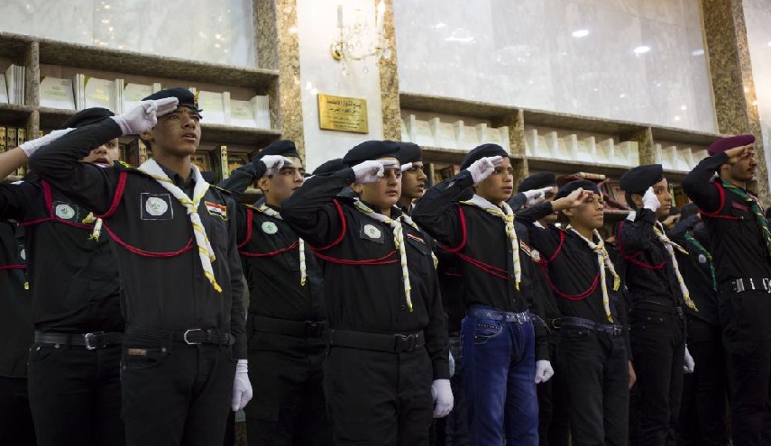 أكثر من 150 مشاركا من جمعية كشافة الكفيل ينظمون مسيرة ولائية في صحن الإمام علي (ع)