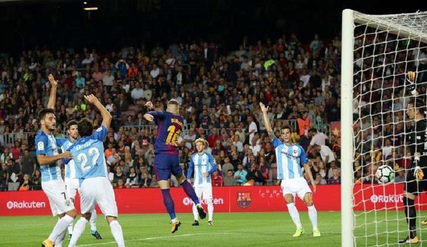 ميسي إيران شاهدا على هدف برشلونة "المغشوش" 