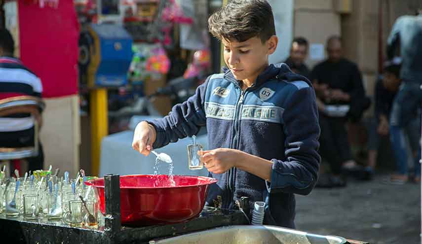 بالصور.. للصغار مشاركتهم أيضا.. مشاهدات من مسيرة الأربعين