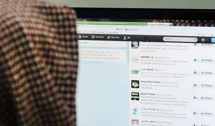 رجل أعمال يضع نفسه بورطة بعد تغريدة مؤيدة لقرارات الملك سلمان الاخيرة! 