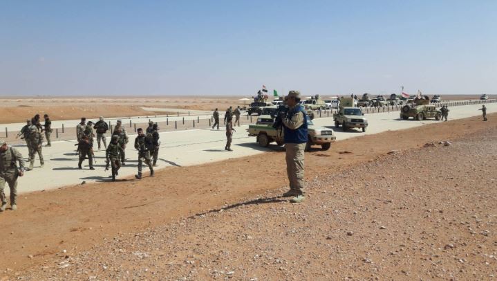 بالصور ... هكذا تبدو الحدود العراقية السورية غرب القائم