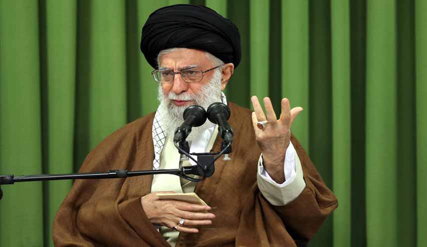 الإمام الخامنئي يشيد بجهود الحكومة والشعب العراقي في إقامة مراسم الاربعين