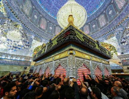 بالصور.. الانتهاء من تسليك وإنارة العتبة العسكرية المقدسة