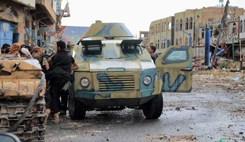 اقتتال شرس بين مرتزقة السعودية ومرتزقة الامارات في تعز.. يصل حدّ القصف الجوّي!