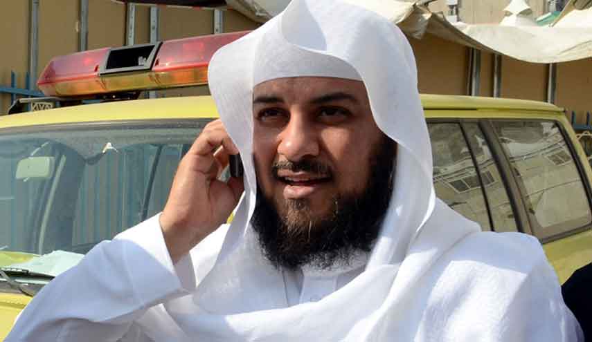 بالصور ... العريفي يواجه موجة سخرية بعد "تحوّله لتاجر إعلانات" 