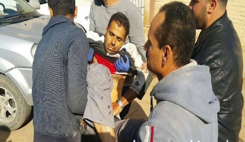 بالصور..استشهاد فلسطيني برصاص مستوطن في الضفة الغربية