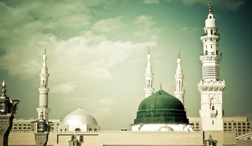 ولادة النور واستذكار الوحدة