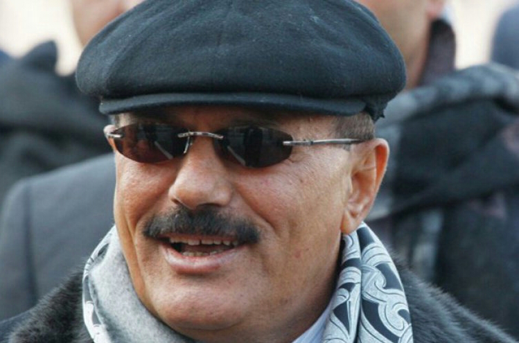 مفاجأة من العيار الثقيل.. شاهد ما الذي عثر عليه في بيت صالح!