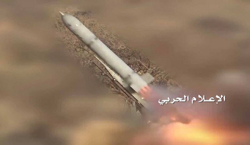 اليمن: صاروخ "زلزال2" على مرتزقة العدوان السعودي في عسيلان