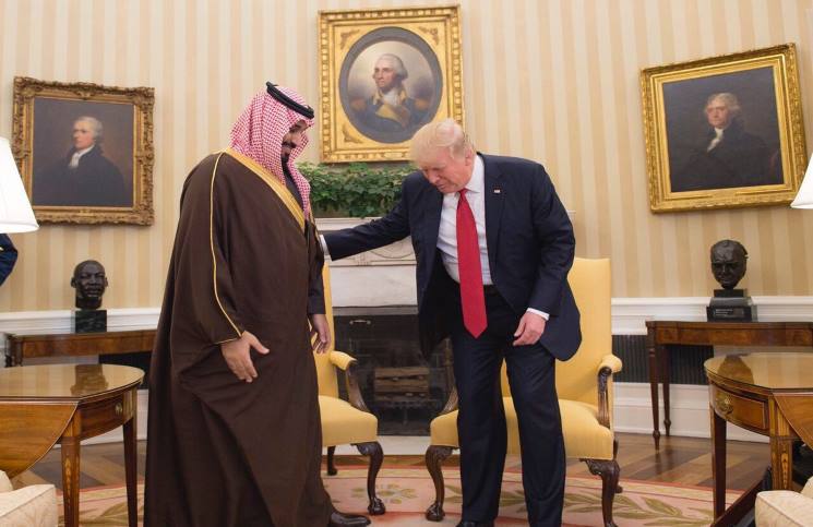 “نيويورك تايمز″: استخدام اليمن لتعبئة الرأي العام العالمي ضدَّ إيران ليس في مصلحة الضحايا المدنيين