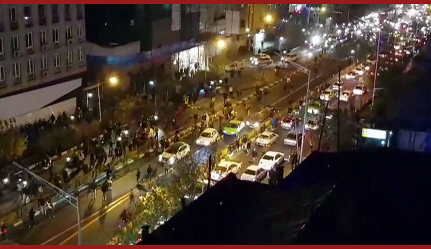 الديار: قائد الثورة يوجه بعدم استخدام العنف في مواجهة المحتجين