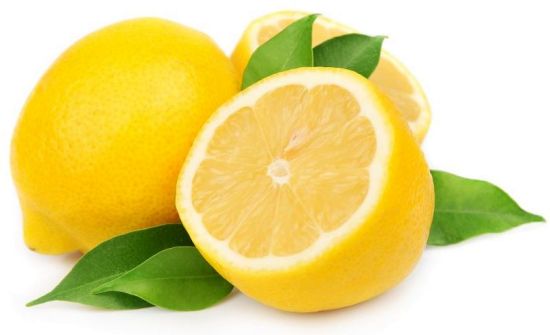 طرق بسيطة لعلاج حب الشباب بالليمون