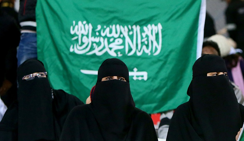 بالصور.. ملعب الجوهرة يستعد لدخول السعوديات  ب-"منطقة تدخين" لهن