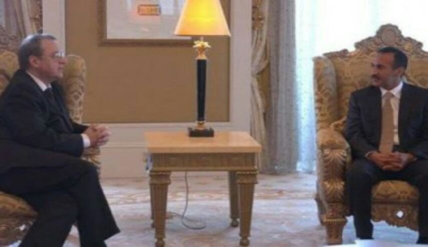 في اجتماع نادِر.. نَجل علي عبد الله صالح يلتقي مَسؤولاً روسيًّا في مَقرِّ إقامته بالإمارات