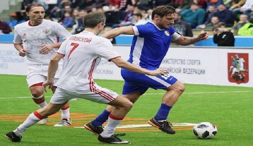 روسيا تهز شباك ايطاليا بثمانية أهداف.. وتبلغ نهائي بطولة كأس الاساطير!!
