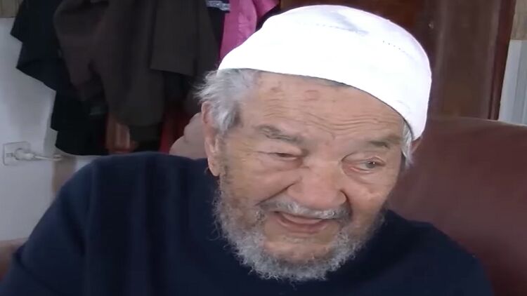 وفاة أحد آخر مفجري الثورة الجزائرية المسلحة ضد فرنسا